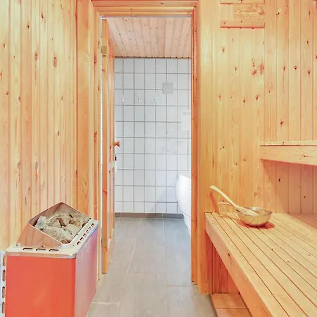 Stunning Home In Romo With Sauna 度假居 *