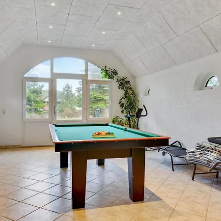 Stunning Home In Romo With Sauna 度假居 *